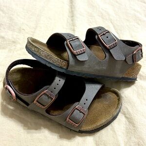 TanBirkenstock sandal. Size 27 toddler